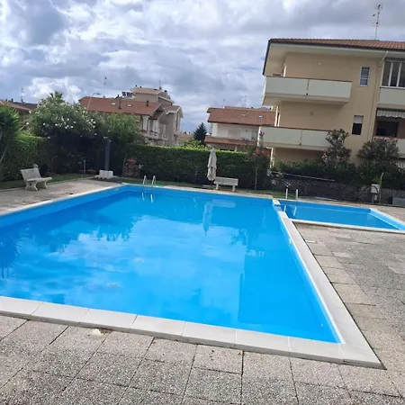 Holihome Salmiro Apartmán *