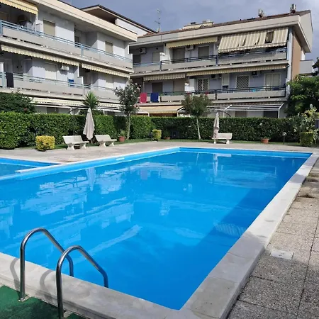 Apartmán Holihome Salmiro *