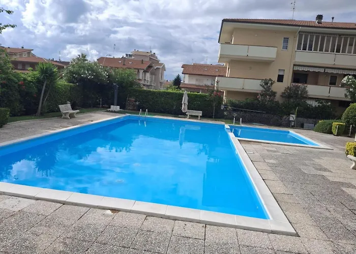 Holihome Salmiro Apartment *