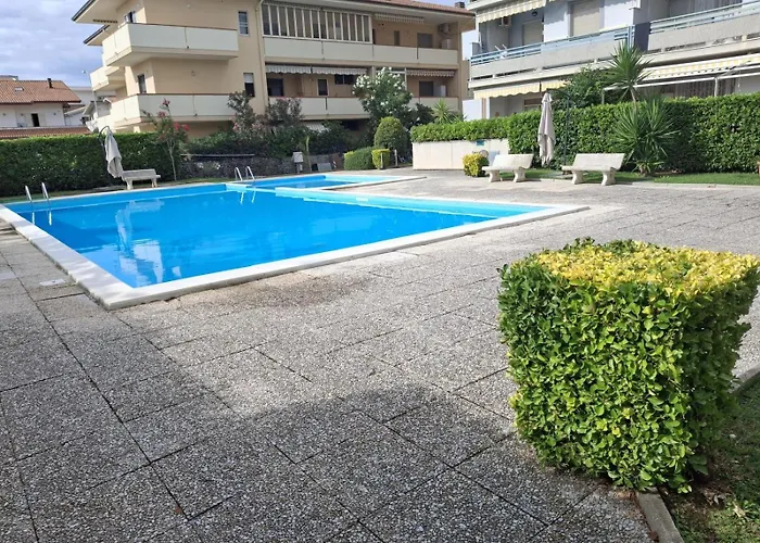 Apartment Holihome Salmiro